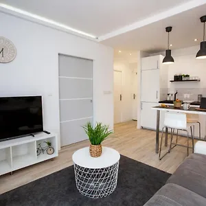 Cosy Tropez, La Petite Venise, Port-grimaud Apartment