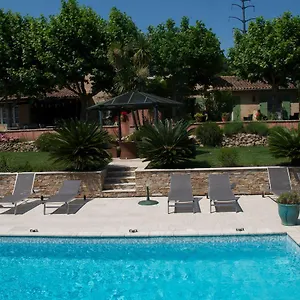 Bastide De L'avelan Bed & Breakfast