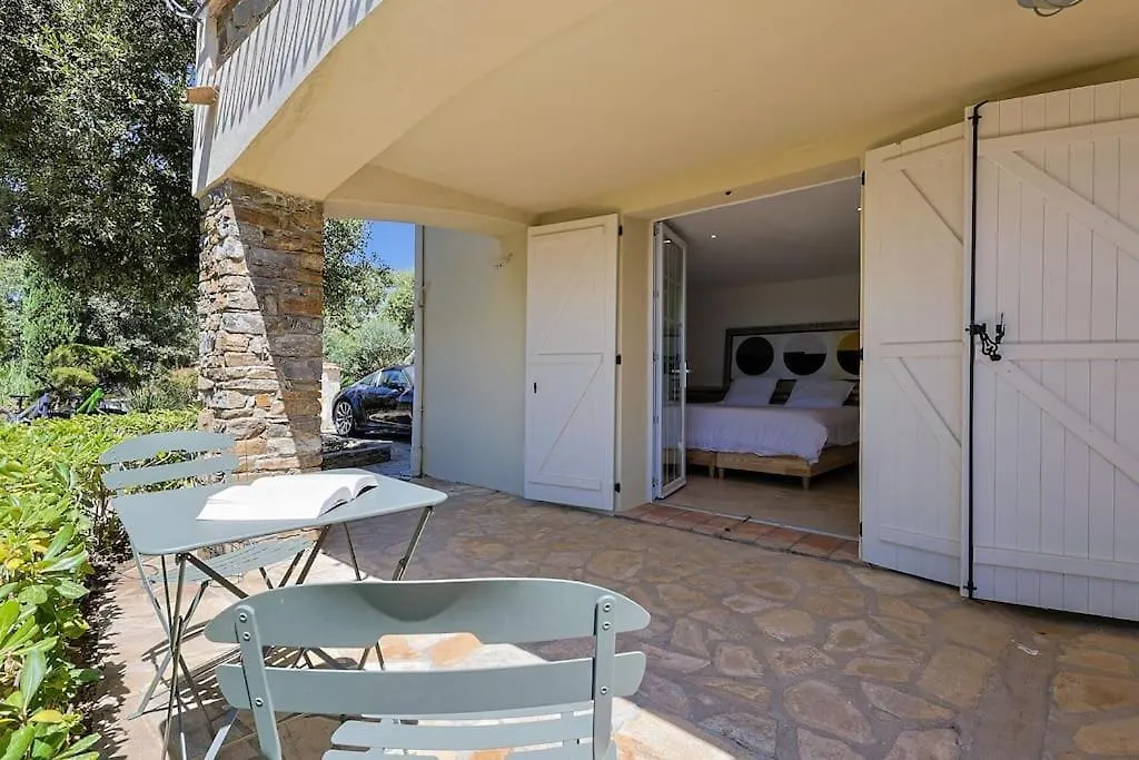Villa Serenite Grimaud 0*,